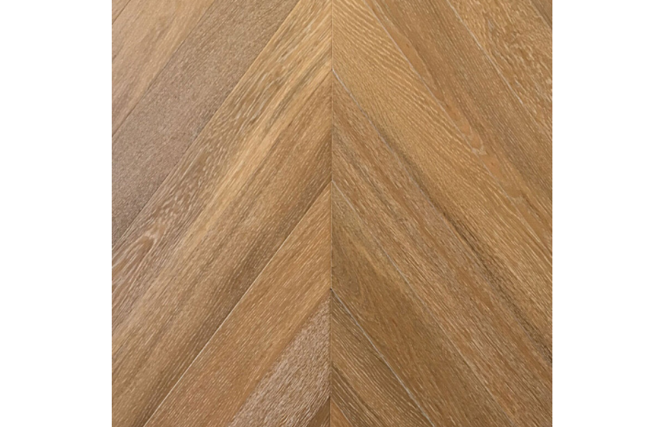 Wood Bee Herringbone Дуб Калифорния браш матовый California,UV-лак gloss 5-9% (правая) ПОЛ СТРАНЫ