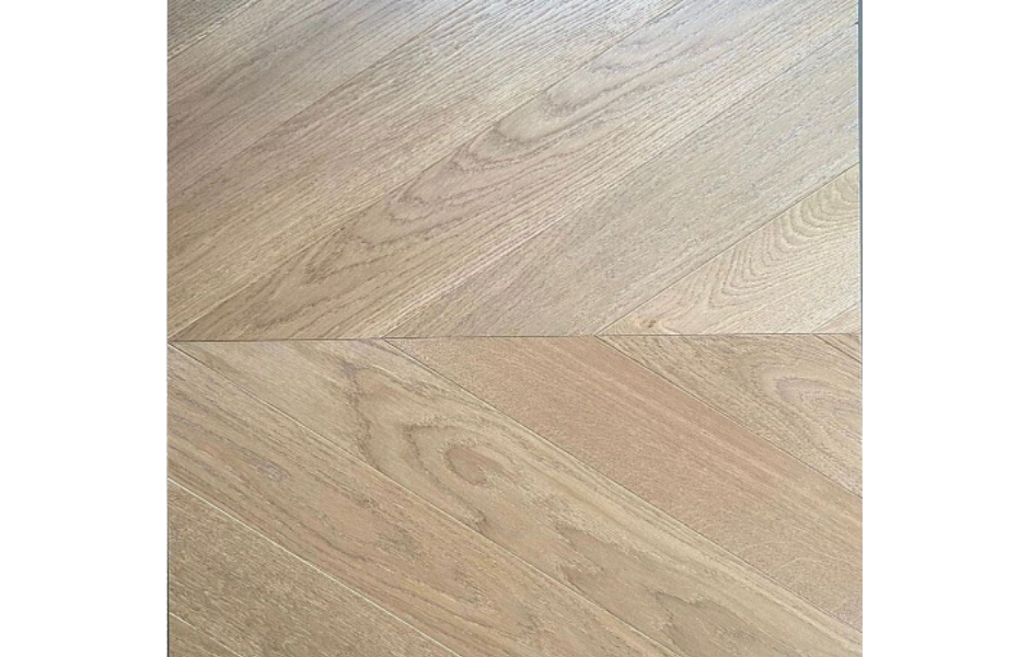 CROWNWOOD Urban Французская елка (45°) Дуб Honey натур-селект, Лак 125 x 785 x 14 / 1.57м2 ПОЛ СТРАНЫ
