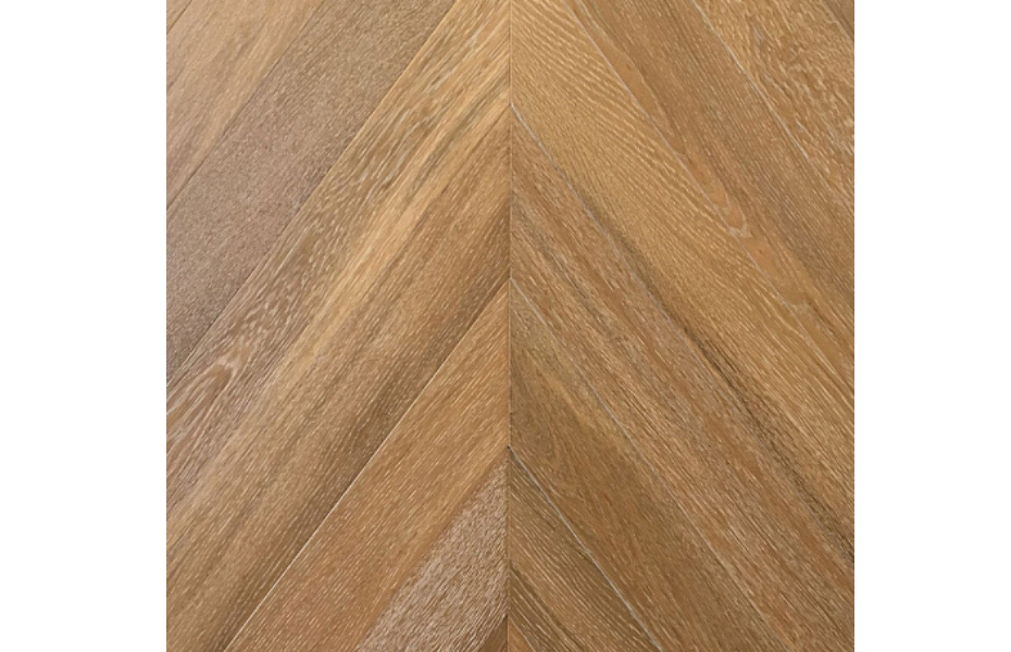Wood Bee Herringbone Дуб Калифорния браш матовый California,UV-лак gloss 5-9% (левая) ПОЛ СТРАНЫ