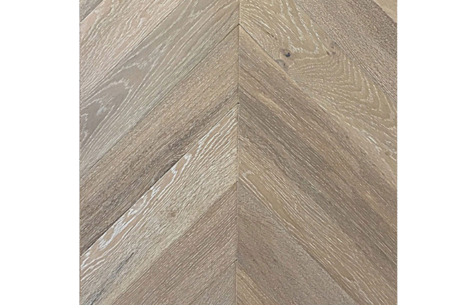 Wood Bee Chevron Дуб Крема браш матовый Crema, UV-лак gloss 5-9% (правая) ПОЛ СТРАНЫ