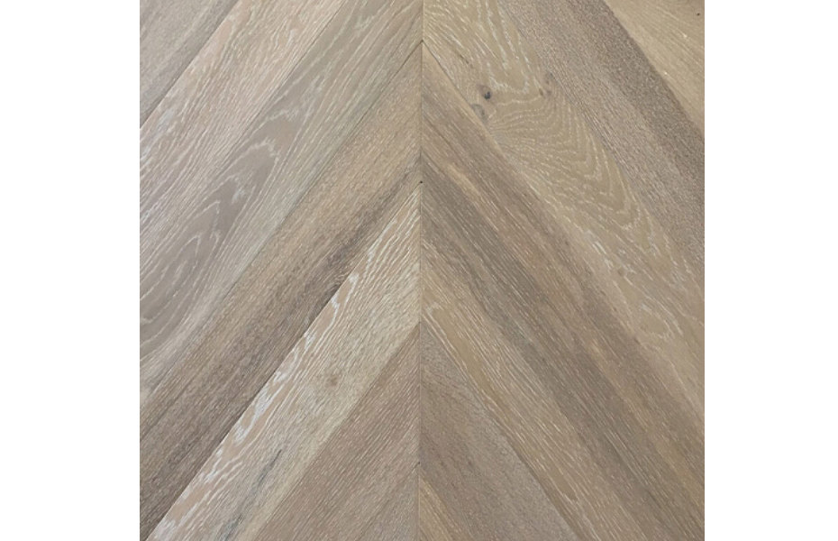 Wood Bee Herringbone Дуб Крема браш матовый Crema, UV-лак gloss 5-9% (правая) ПОЛ СТРАНЫ