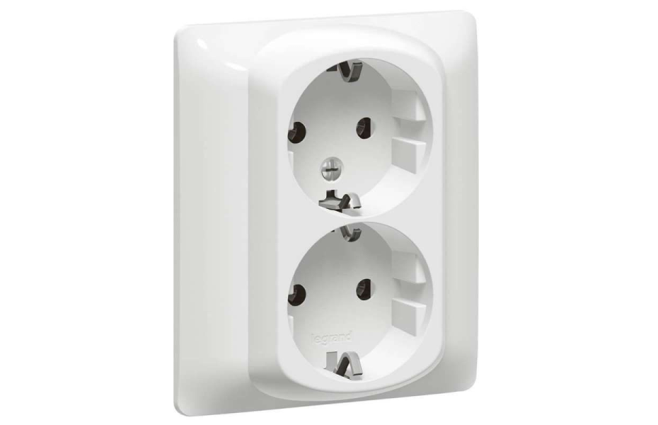 Розетка Legrand Galea Life 771431, с защитной шторкой, с заземлением, Титан. Розетка Legrand Galea Life 771031, с защитной шторкой, с заземлением, белый. Розетка одиночная с/з 220v открытая Титан Legrand. Legrand розетки Галлея.