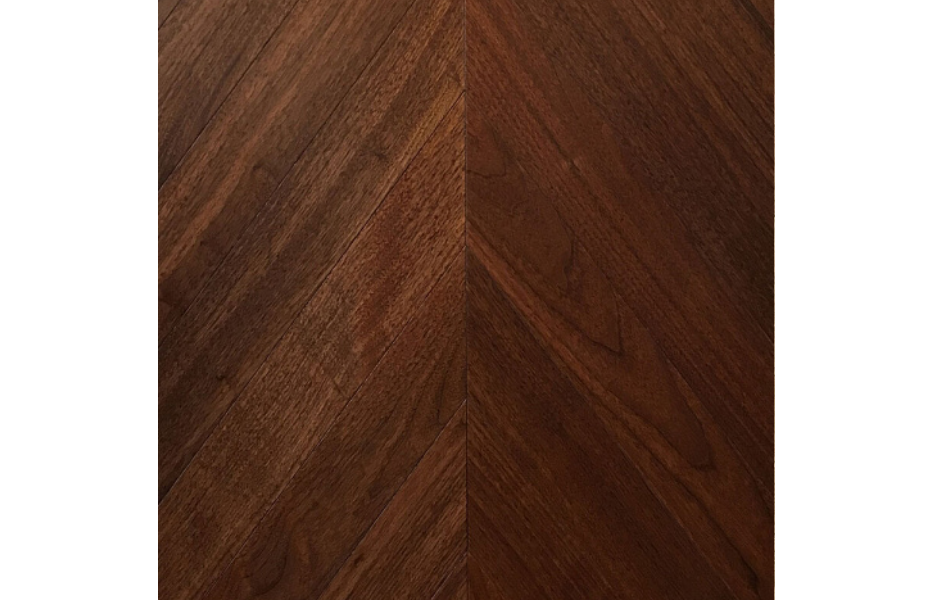 Wood Bee Herringbone Американский Орех Селект гладкий глянец Select, UV-лак gloss 30±5% (левая) ПОЛ СТРАНЫ