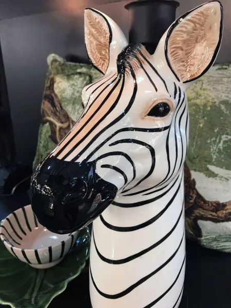 НАСТОЛЬНЫЙ СВЕТИЛЬНИК ZEBRA ФАБРИКА ДИЗАЙНА